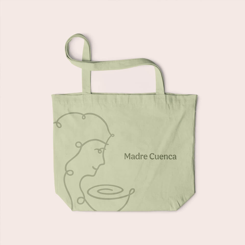 Madre Cuenca's bag
